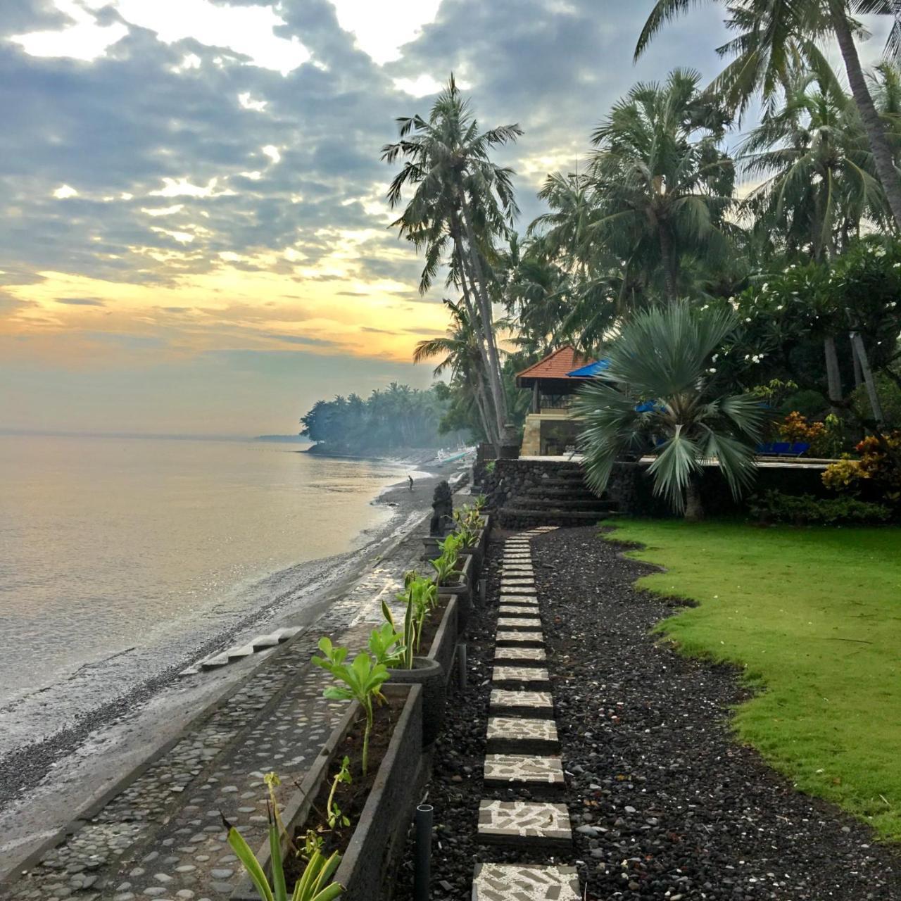 Agung Bali Nirwana Villas And Spa Tejakula Exterior photo
